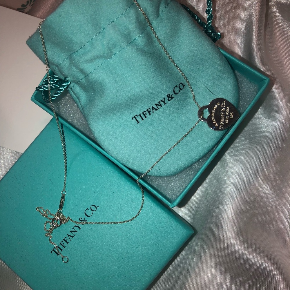 Tiffany & Co Women’s return to Tiffany’s necklace